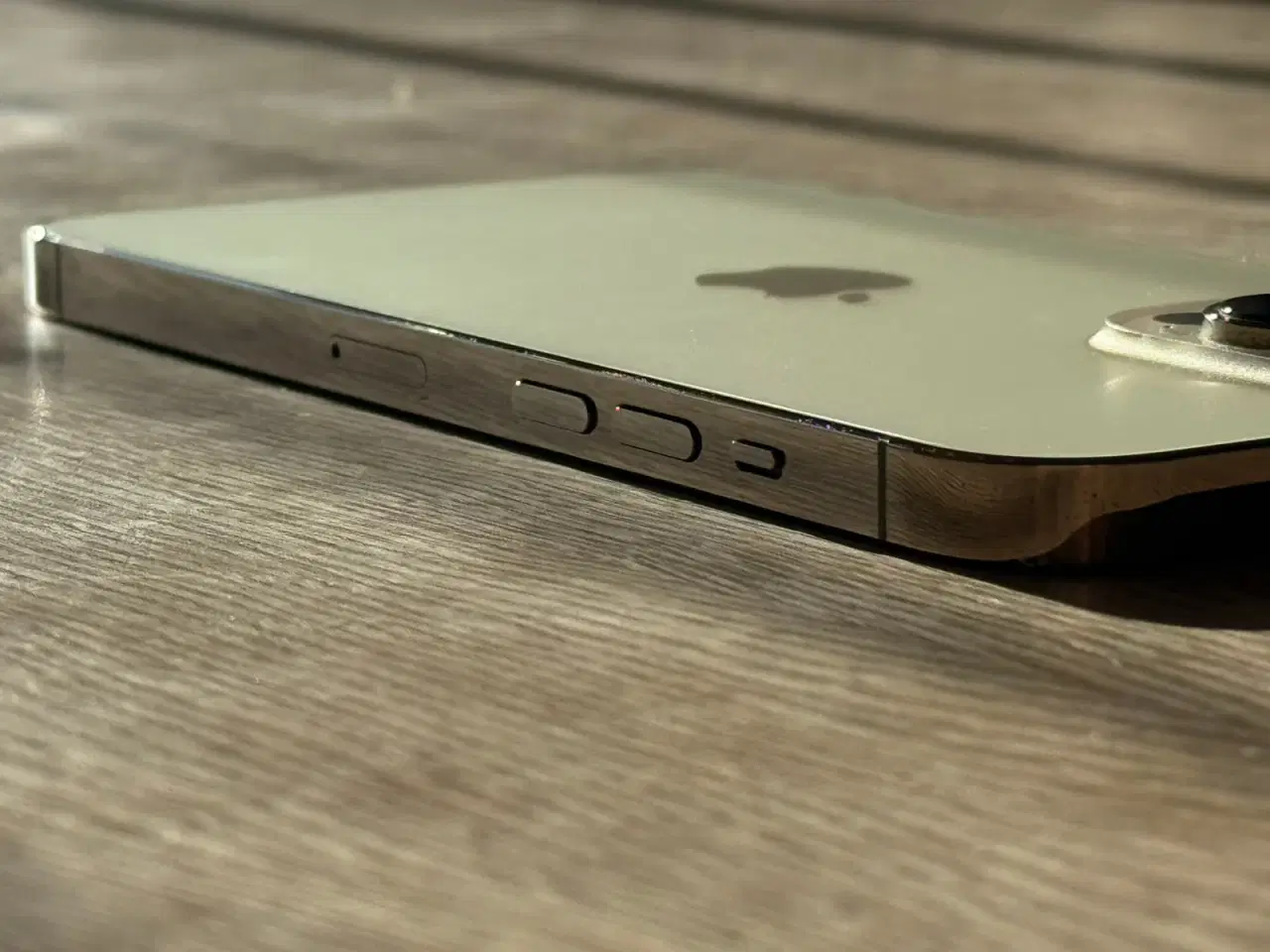 Billede 5 - iPhone 14 Pro Max, 512 GB, Guld, God stand