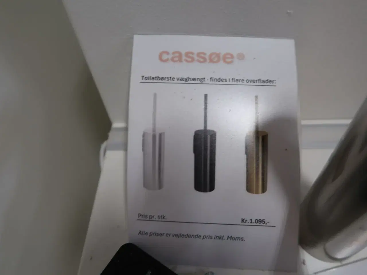 Billede 6 - Krog, papirholder, håndklædestang, toiletbørste Messing CASSØE Noba