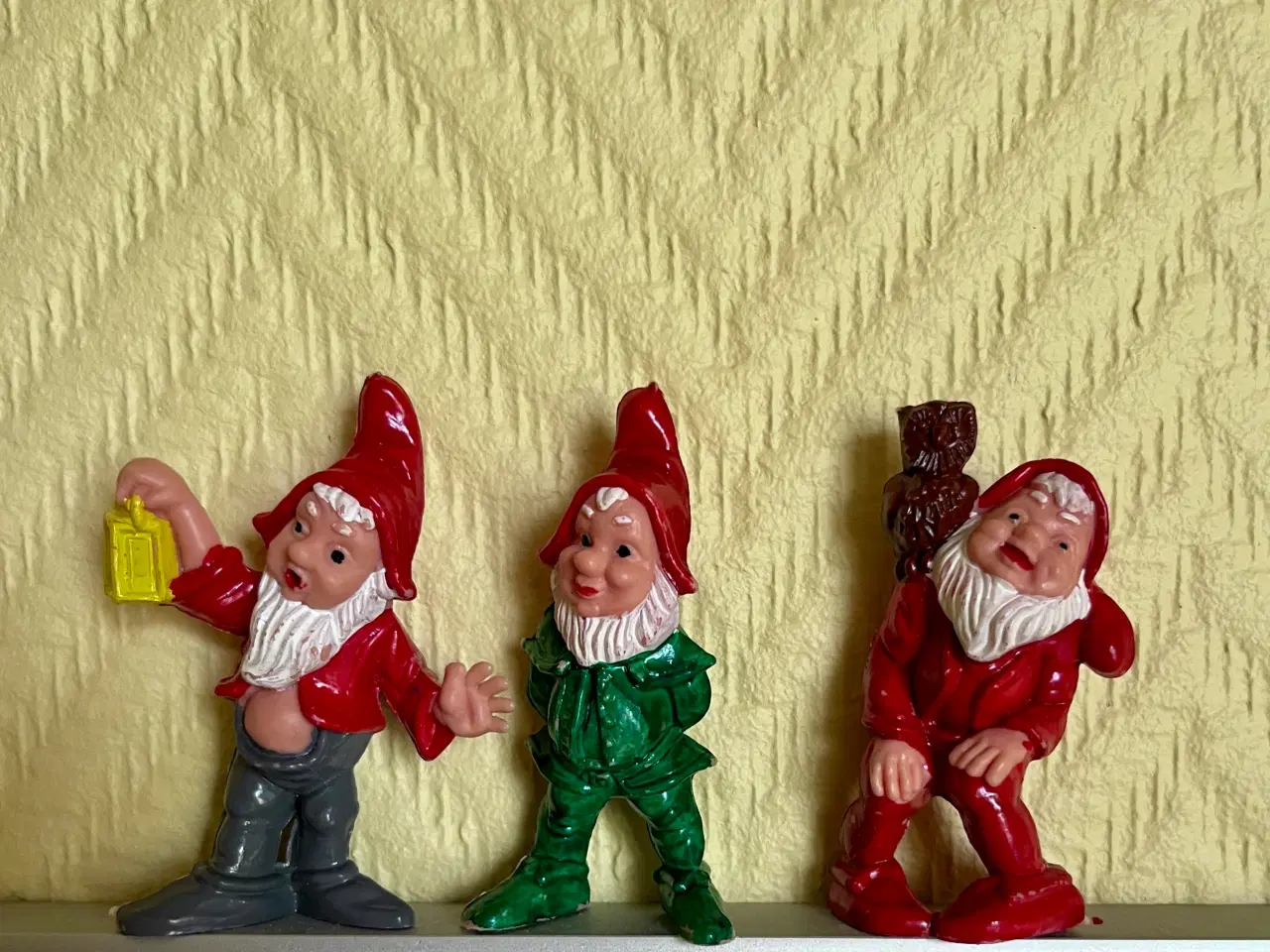 Billede 1 - 3 retro plastnisser fra Daells Varehus – 60/70’er