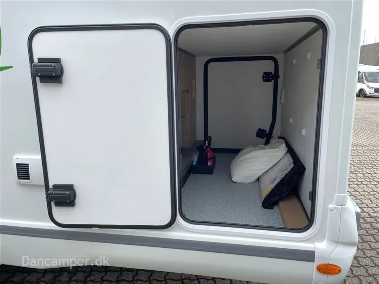 Billede 8 - 2026 - Chausson 797   Chausson 797 Ultimate Line, 140 HK, 8-trins automatgearkasse, solcelle. alu.fælge og adaptiv fartpilot