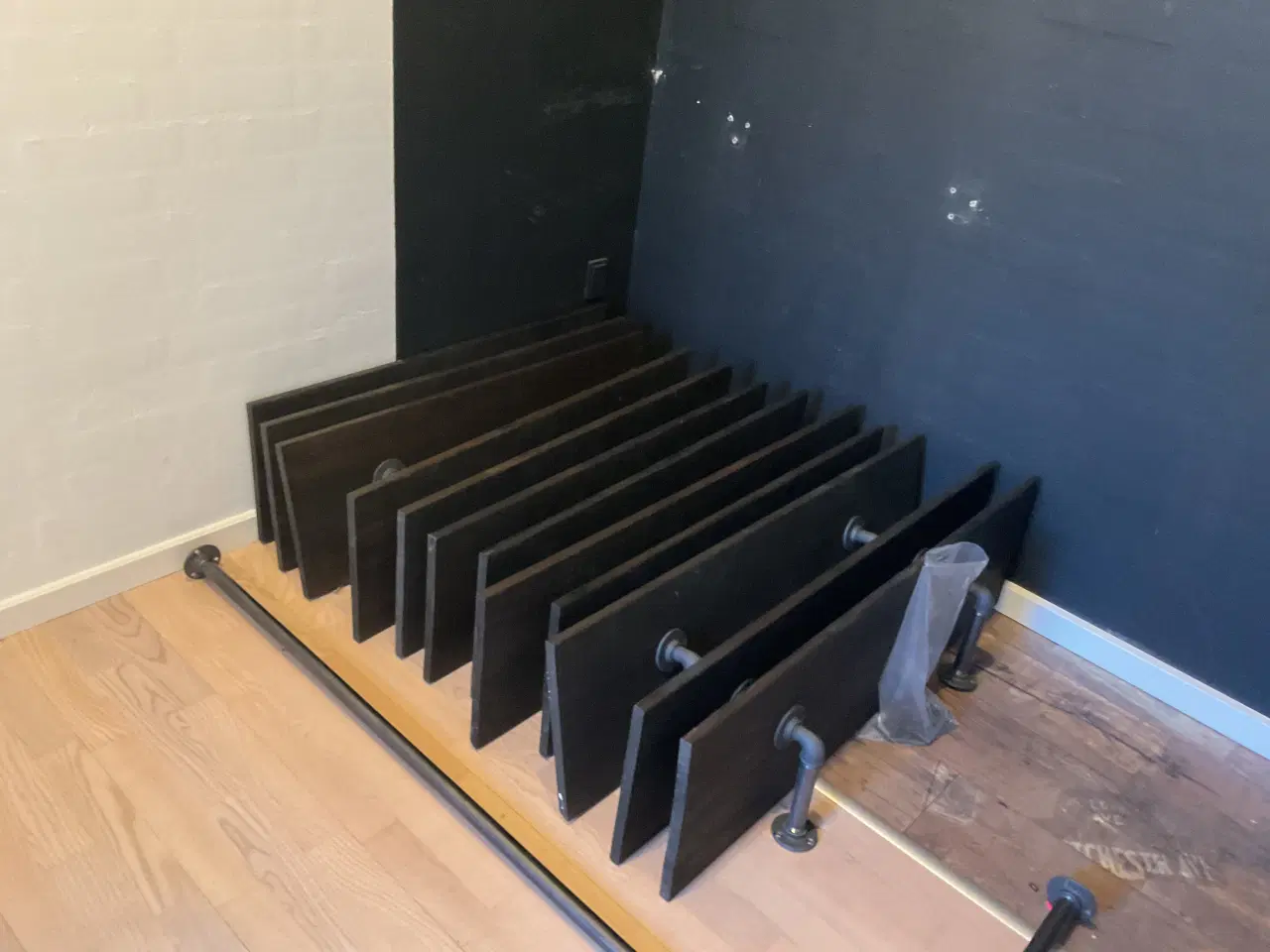 Billede 6 - SKAL VÆK: Super flotte hylder fra RackBuddy 