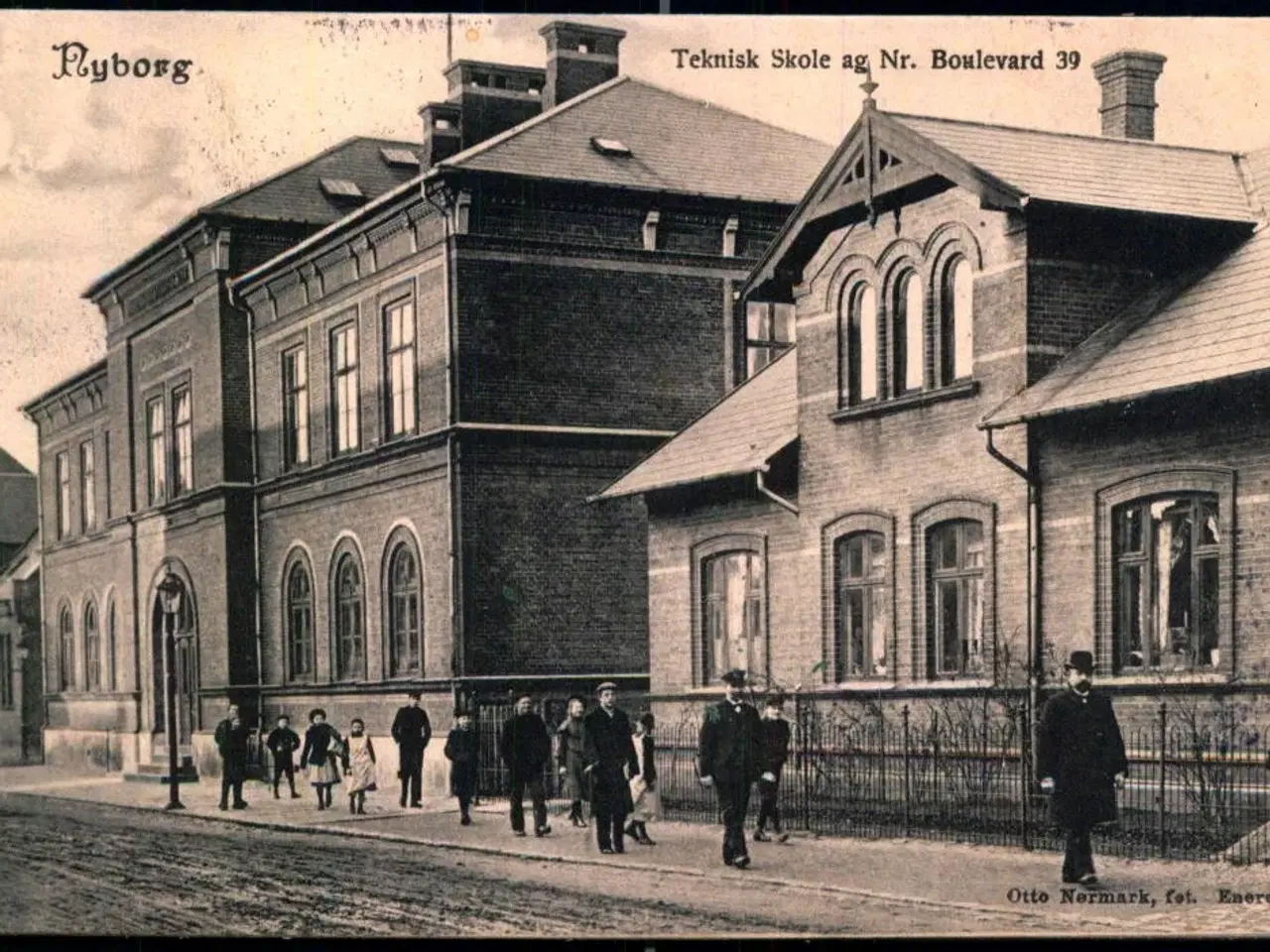 Billede 1 - Nyborg - Teknisk Skole og Nr. Boulevard 39 - Otto Normark u/n - Brugt
