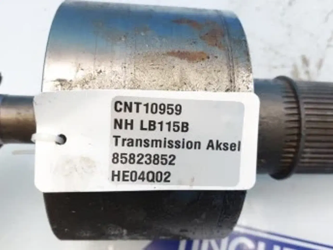 Billede 22 - New Holland LB115B Transmission Aksel 85823852