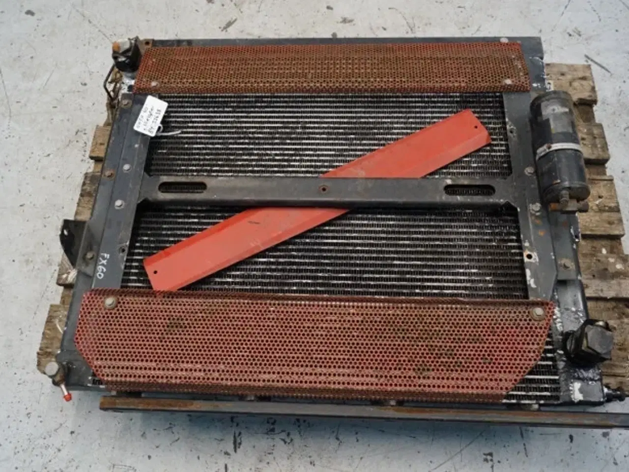Billede 3 - New Holland FX60 Oliekøler 84433638