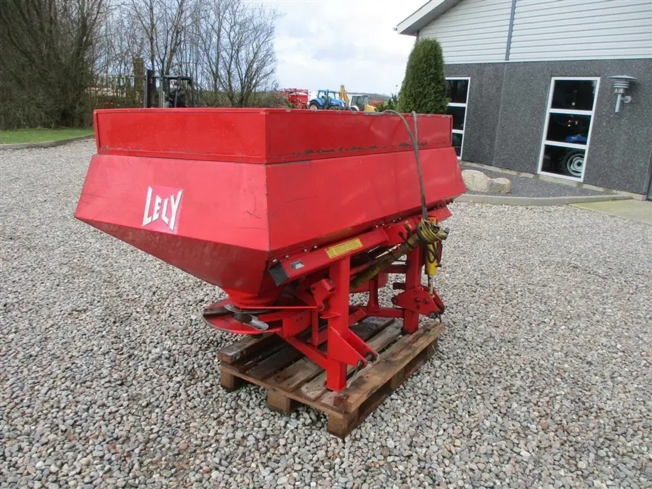 Billede 5 - Lely Centerline CL 2400 Med hydraulisk tilt til kantspredning