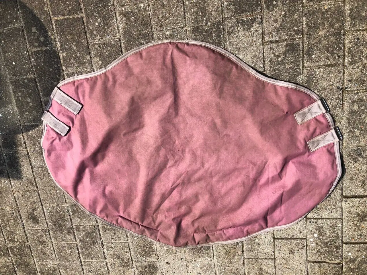 Billede 2 - BILLIGT Overgangsdækken med to halse næsten nyt