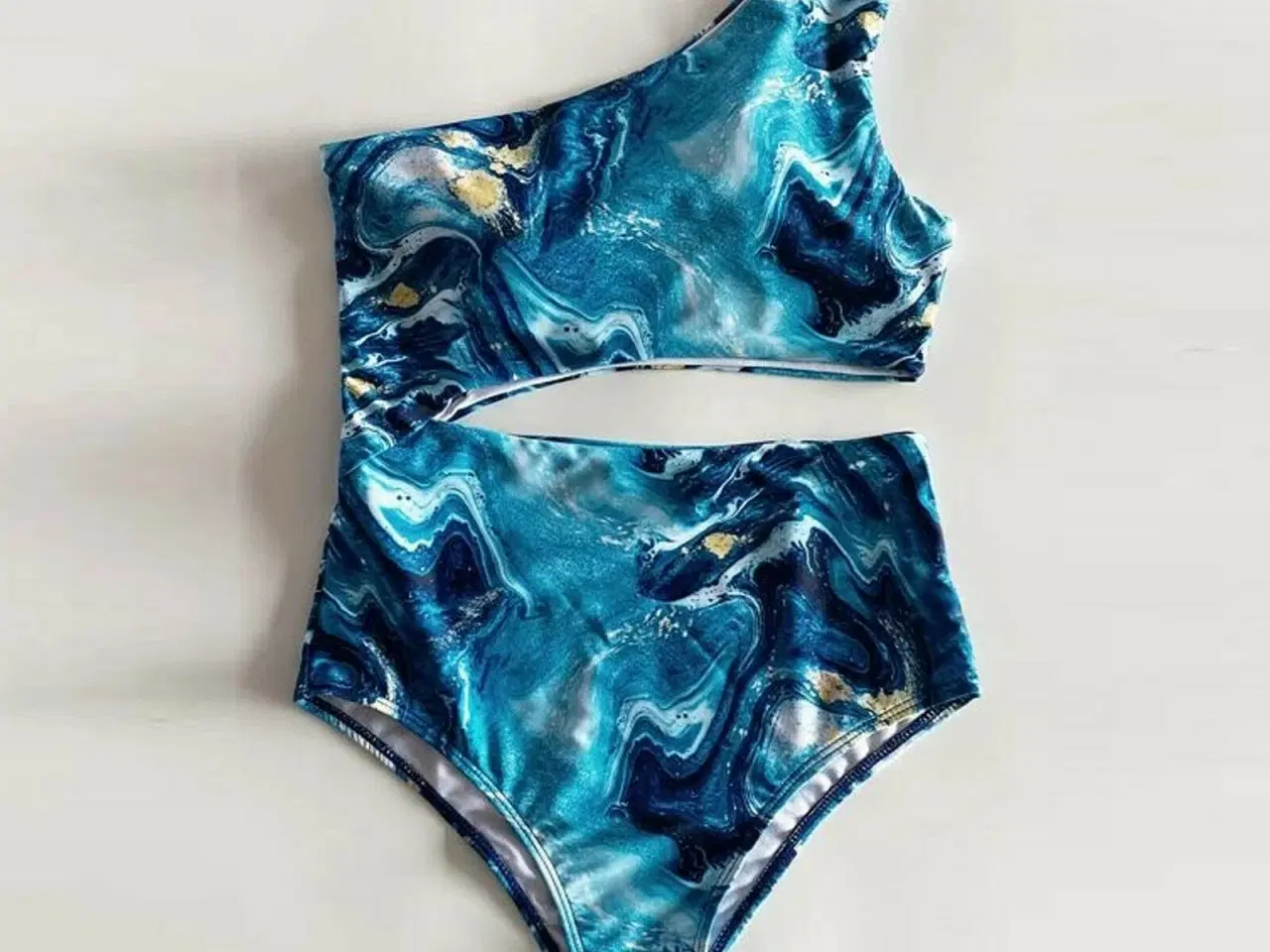 Billede 3 - Badetøj-Kombi Badedragt(bikini)