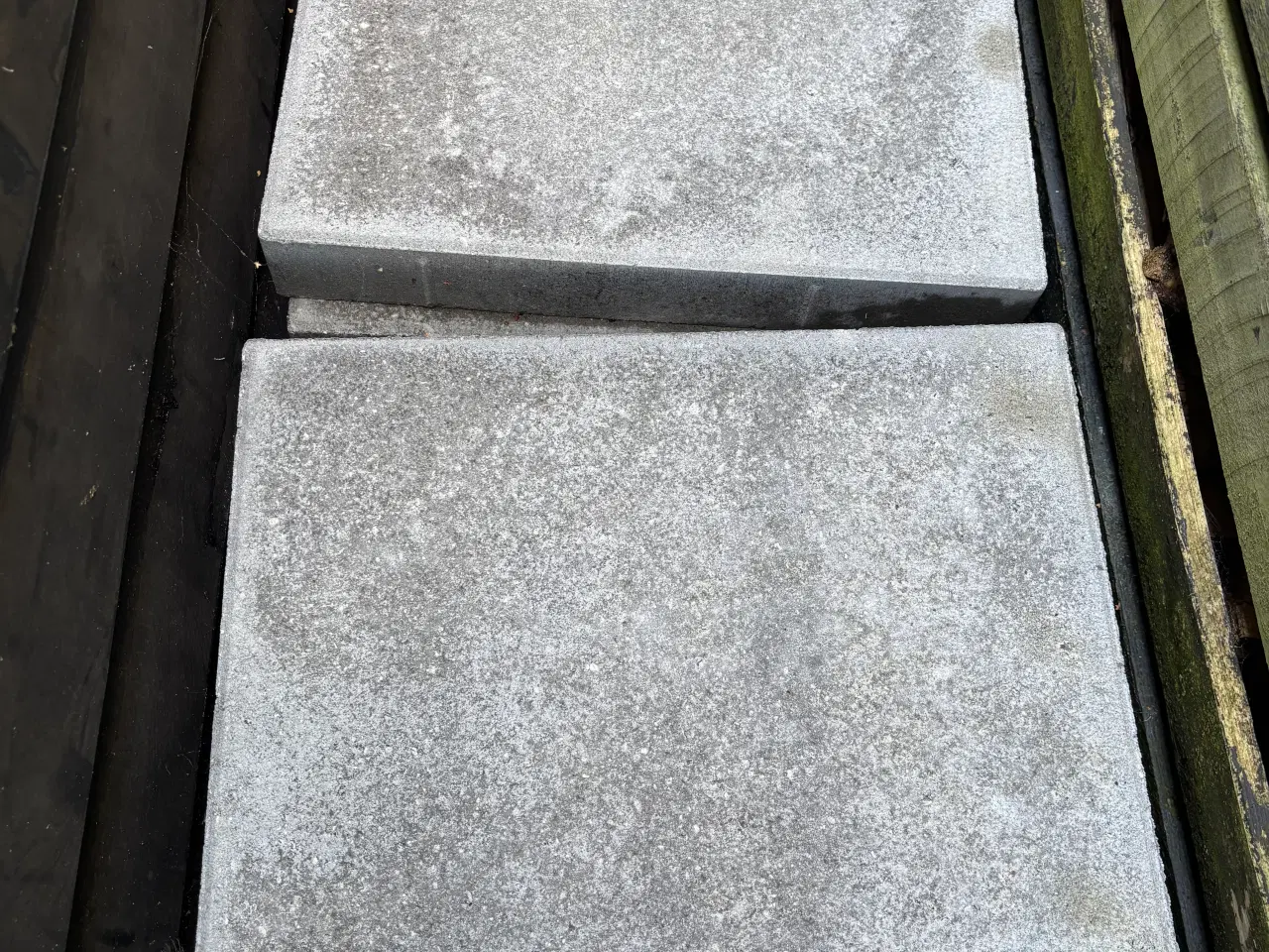 Billede 1 - 10 stk. 50x50x7 cm fliser grå