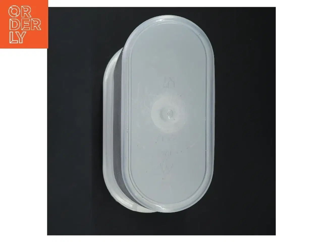 Billede 2 - Plastikbeholder med låg (str. 22x17x10 cm)