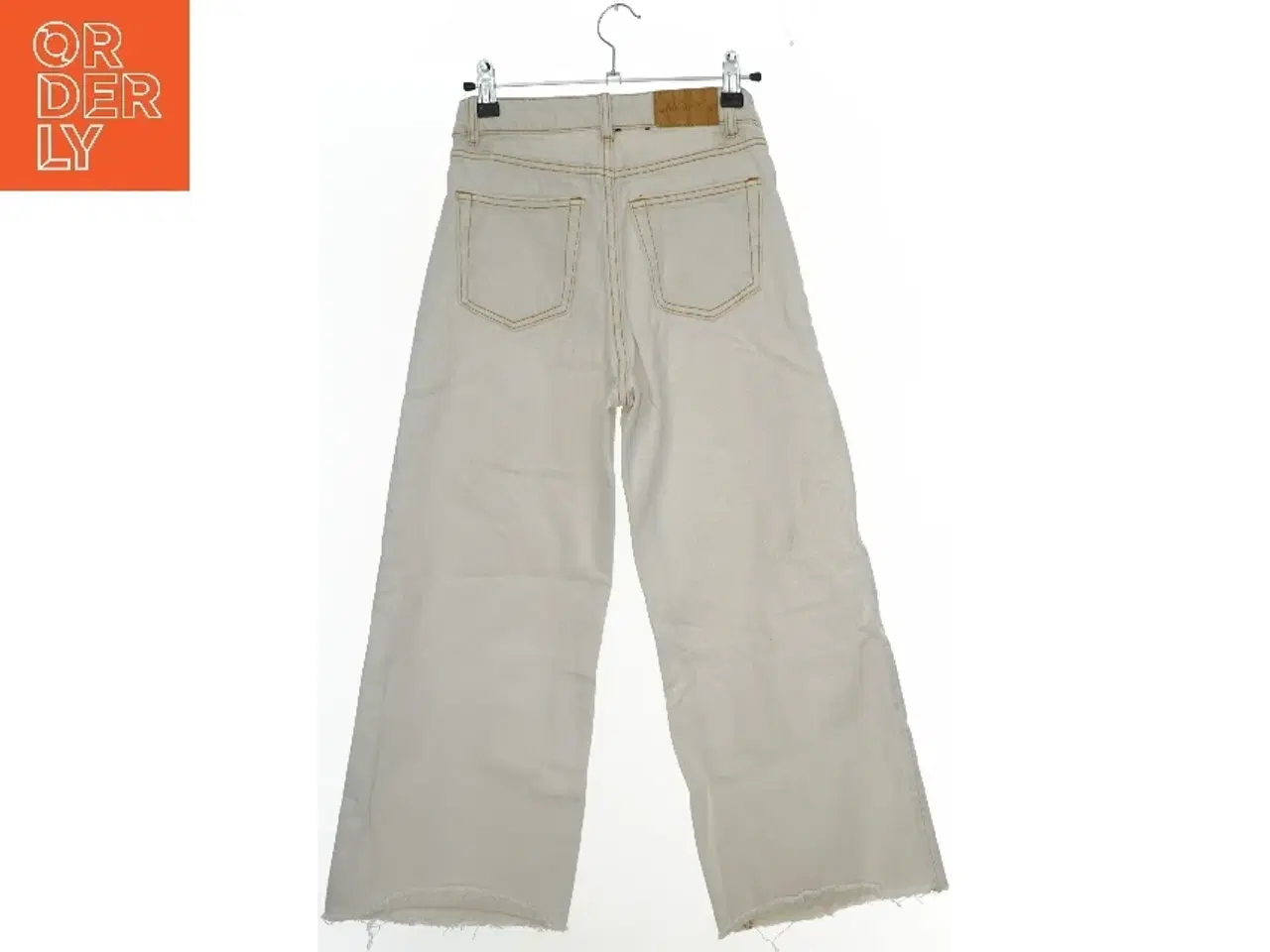 Billede 2 - Creme farvede jeans fra Monki fra Monki (str. 152)