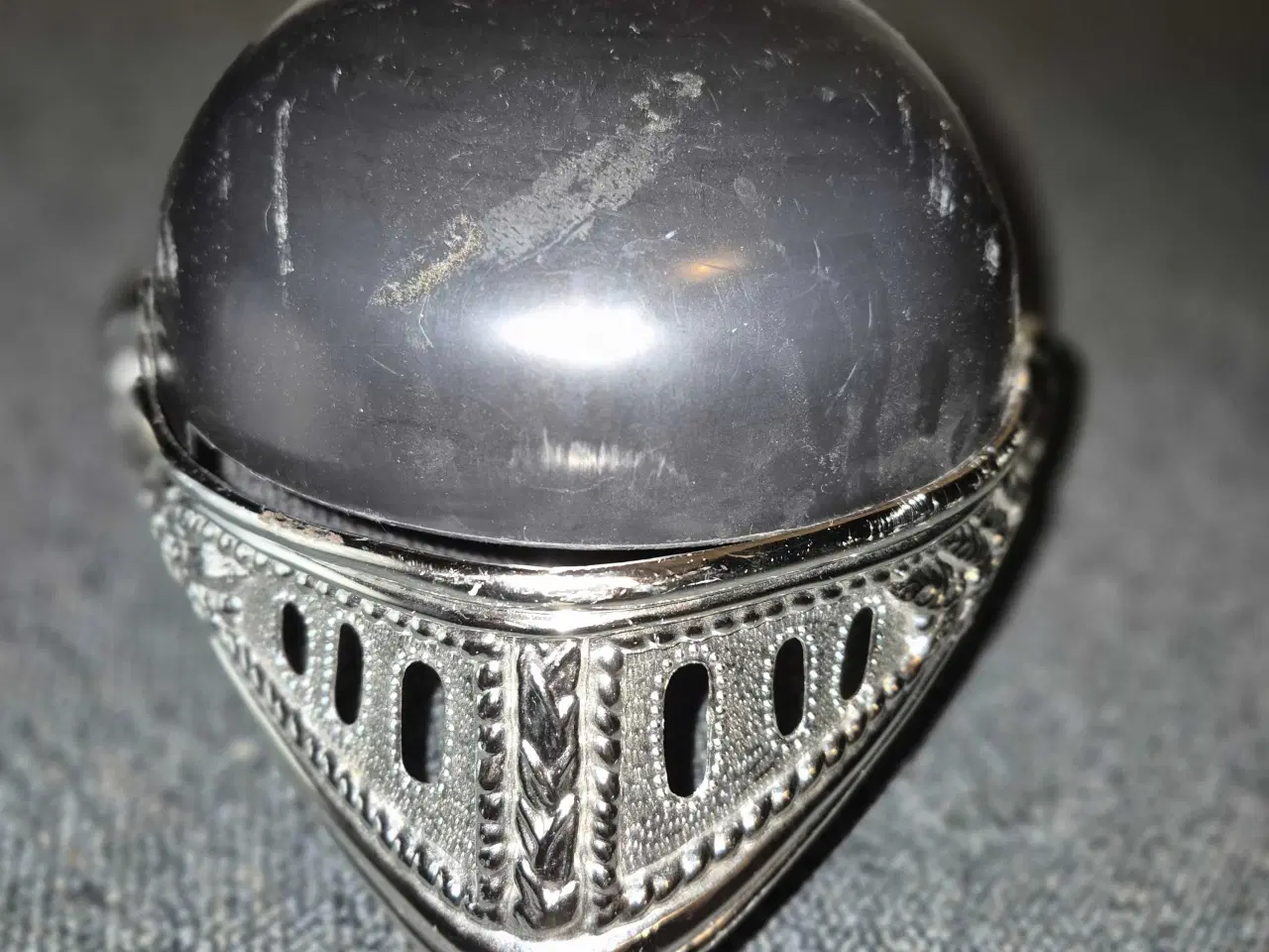 Billede 4 - 2 forskellige ridderhjelme