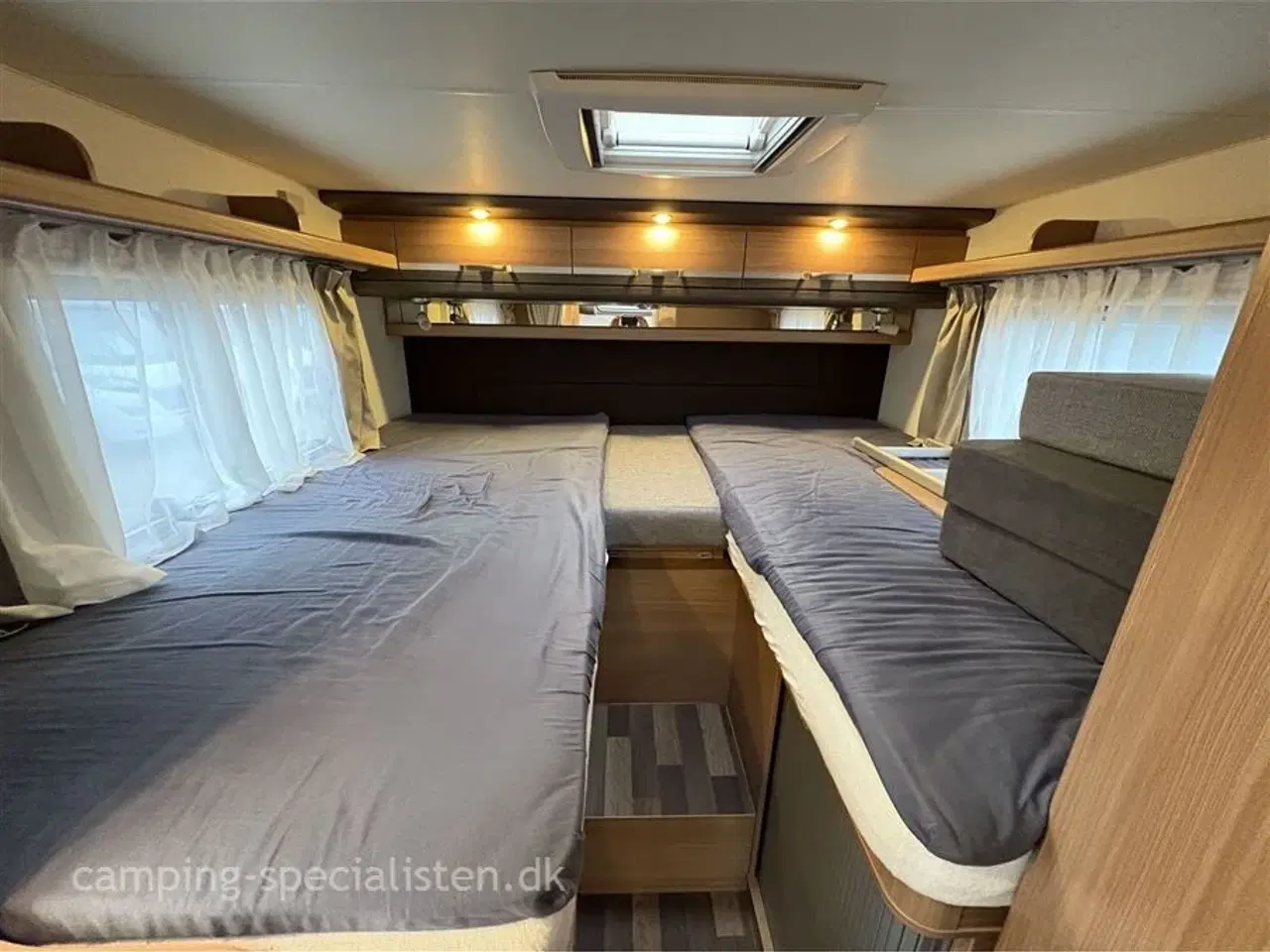 Billede 13 - 2016 - Knaus Sky TI 650 MEG Knaus Sky Ti 650 MEG Silver Selection 2016 - Kan ses nu hos Camping-Specialisten.dk