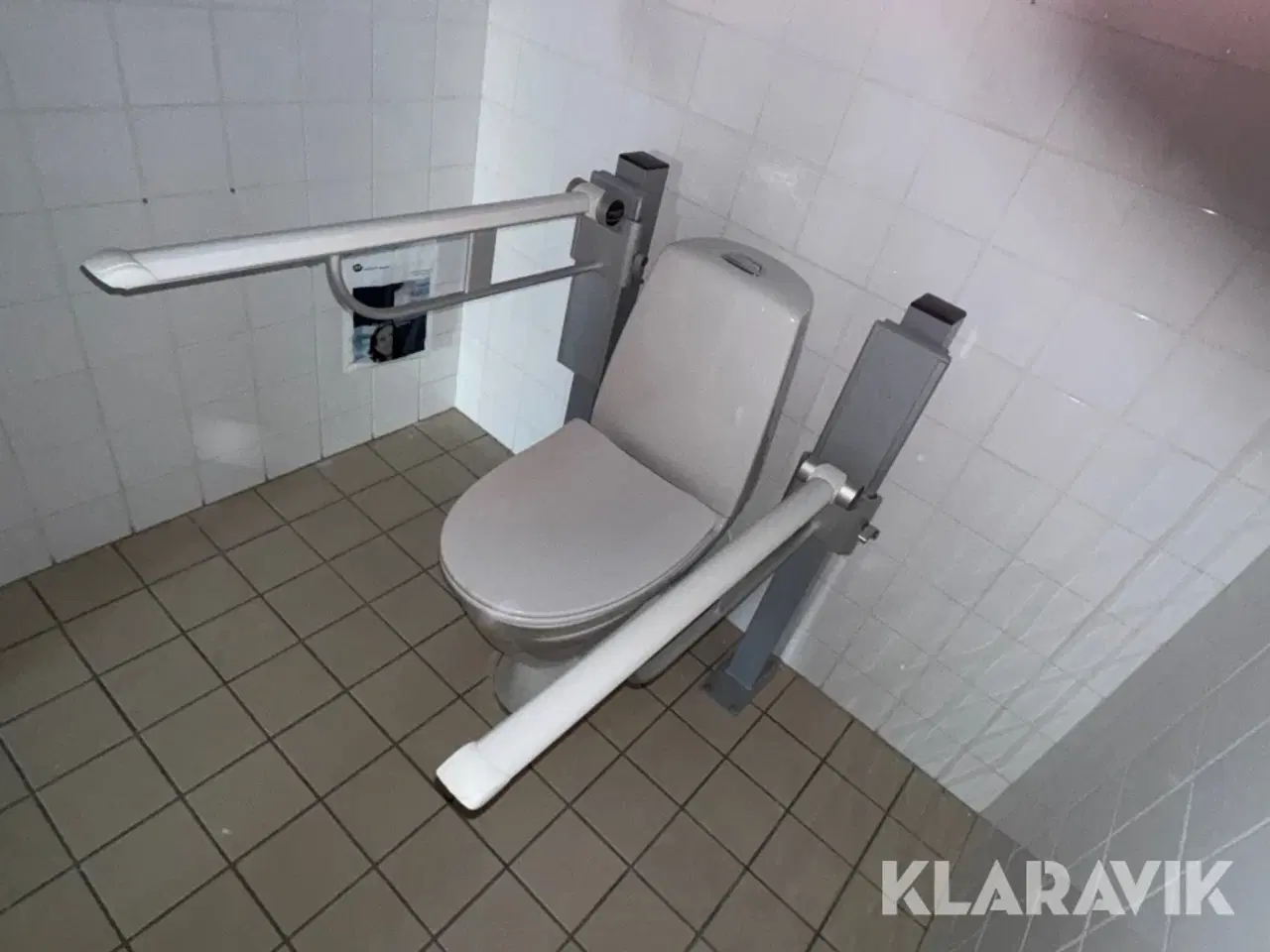 Billede 2 - Handicap Toilet og håndvask