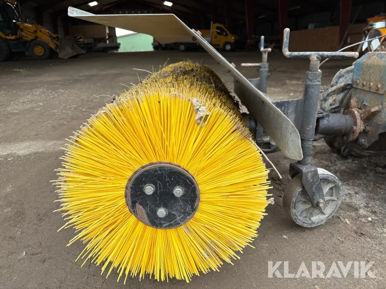 Billede 10 - Fejemaskine Irus Unitrak