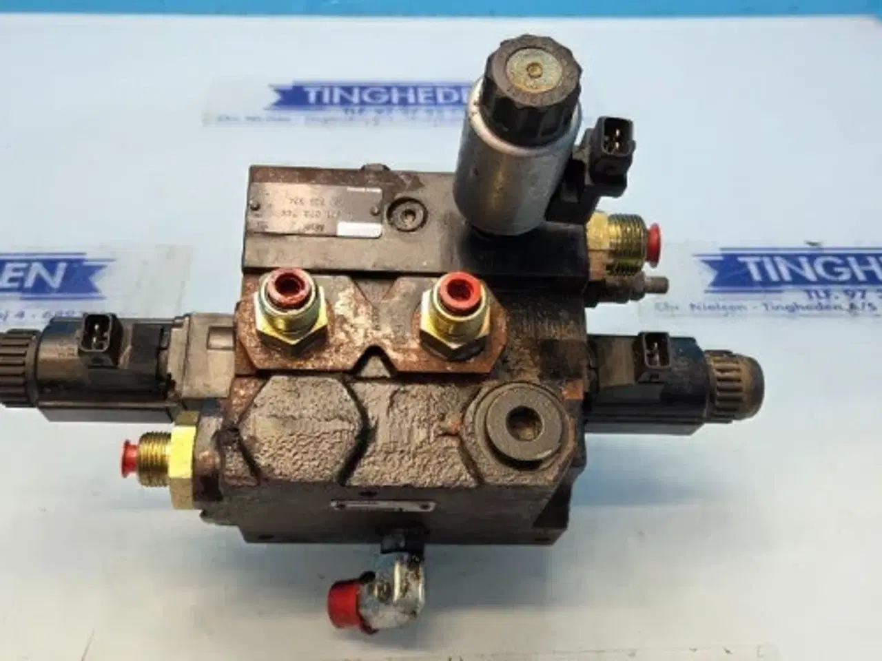 Billede 13 - New Holland CR9080 Hydraulikventil 87313989