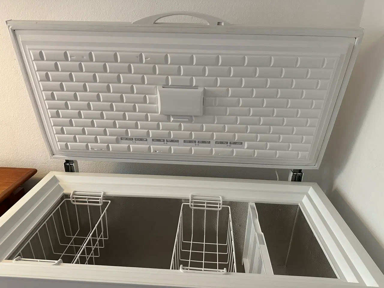 Billede 5 - Vestfrost SW244C kummefryser – 244 liter