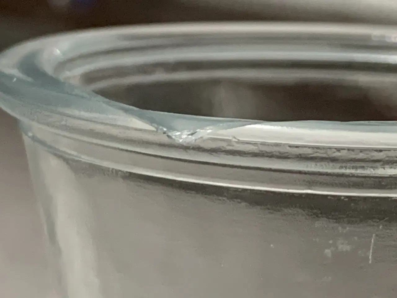 Billede 12 - IKEA glas karaffel med sort låg