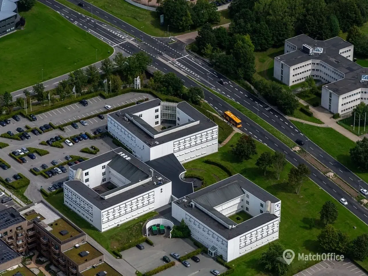 Billede 2 - Velkommen til Kontorhus Lautruphøj - et præsentabelt ydre og indre