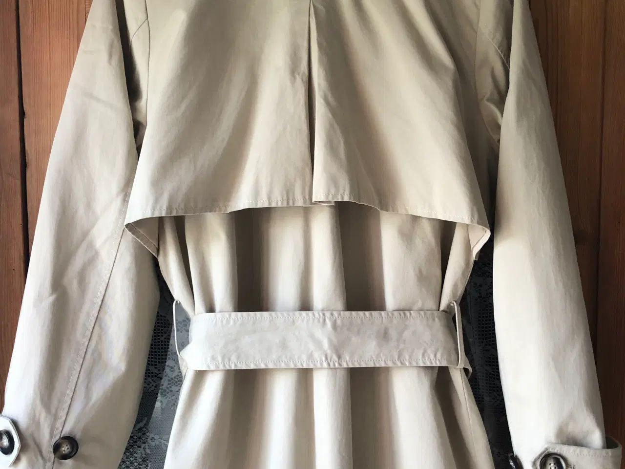 Billede 5 - Fed trenchcoat fra Moves