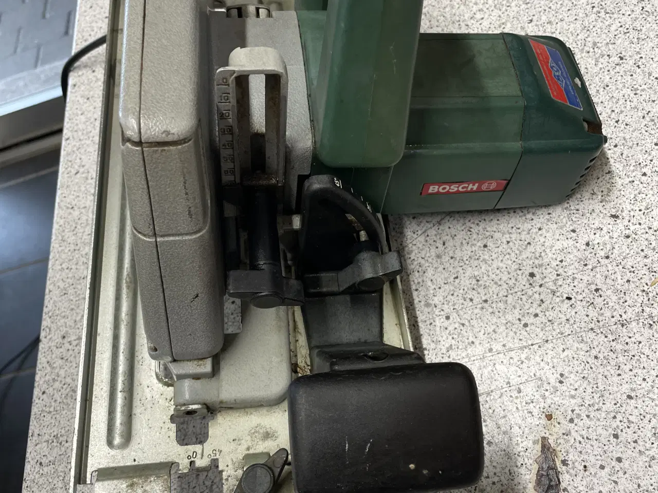 Billede 2 - Bosch håndrundsav 2 stk virker som de skal 