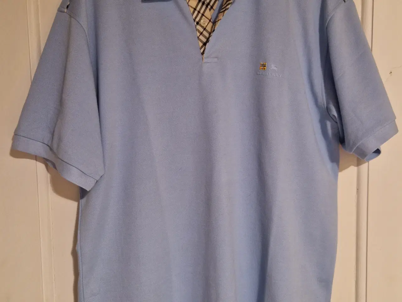 Billede 1 - Burberry London lyseblå polo t-shirt, størrelse 3X