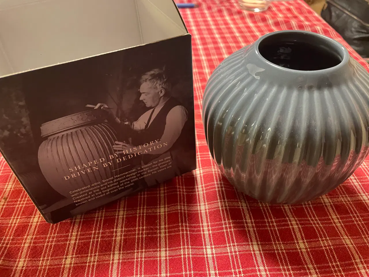 Billede 3 - Vase Kahler Hammershøi. Ubrugt 