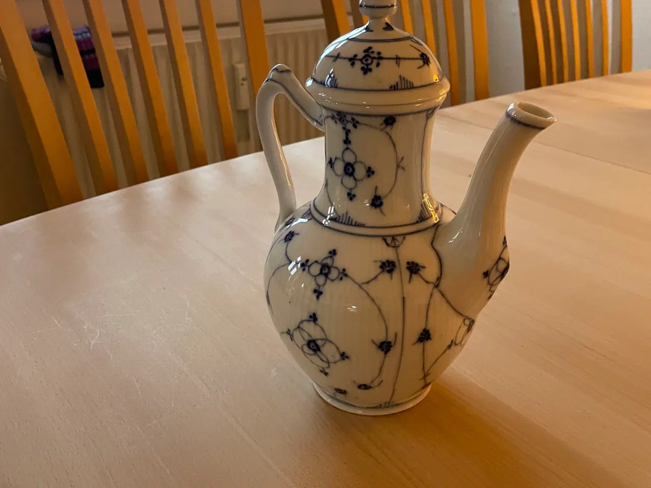 Billede 1 - Gammel kaffekande ( pæn som ny)