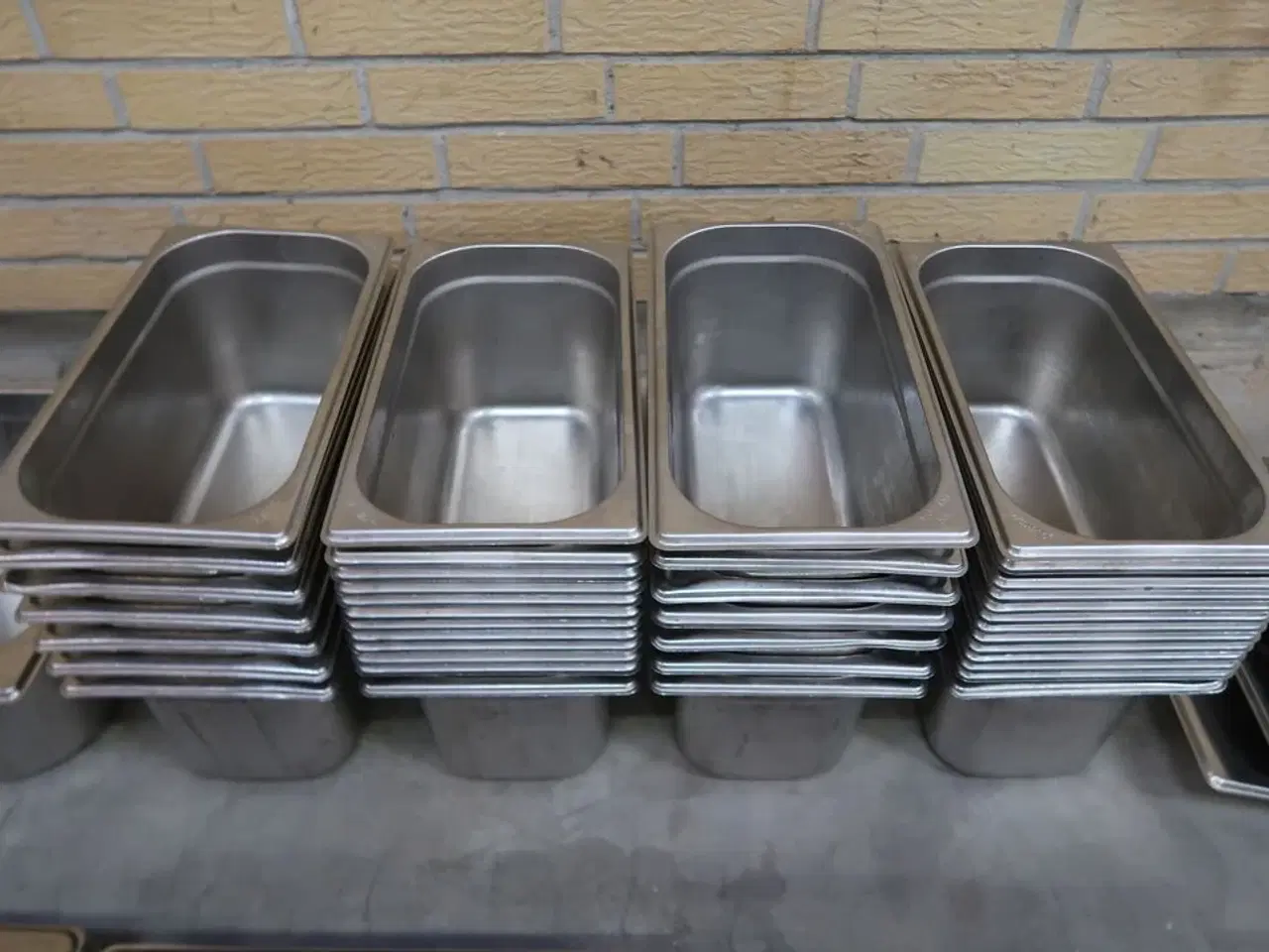 Billede 4 - 74 stk. ass. Rustfrit stål kantiner / låg
