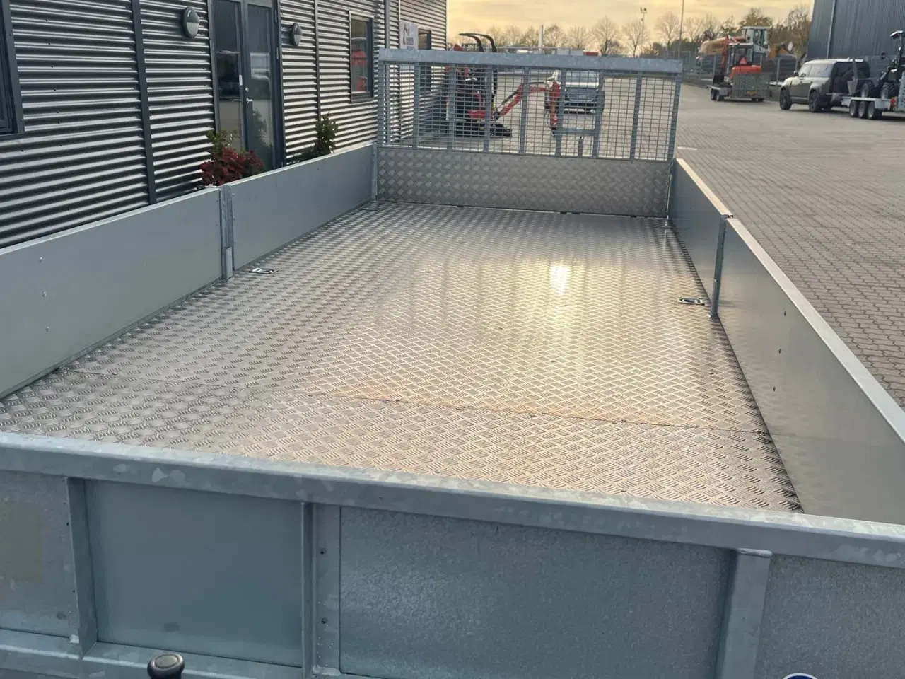 Billede 4 - Ifor Williams CT166 NY Vippelads trailer med elpumpe og alubund