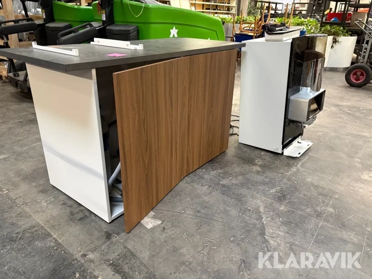 Billede 2 - Kaffemaskine N&W Global Vending Click med bord