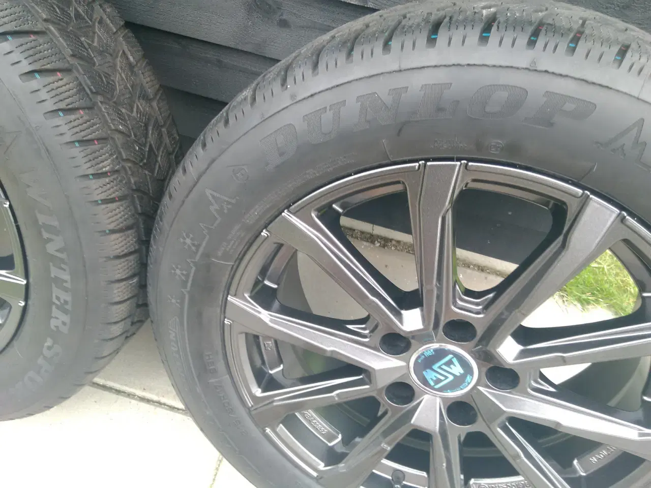 Billede 3 - Vinterdæk på alufælge
