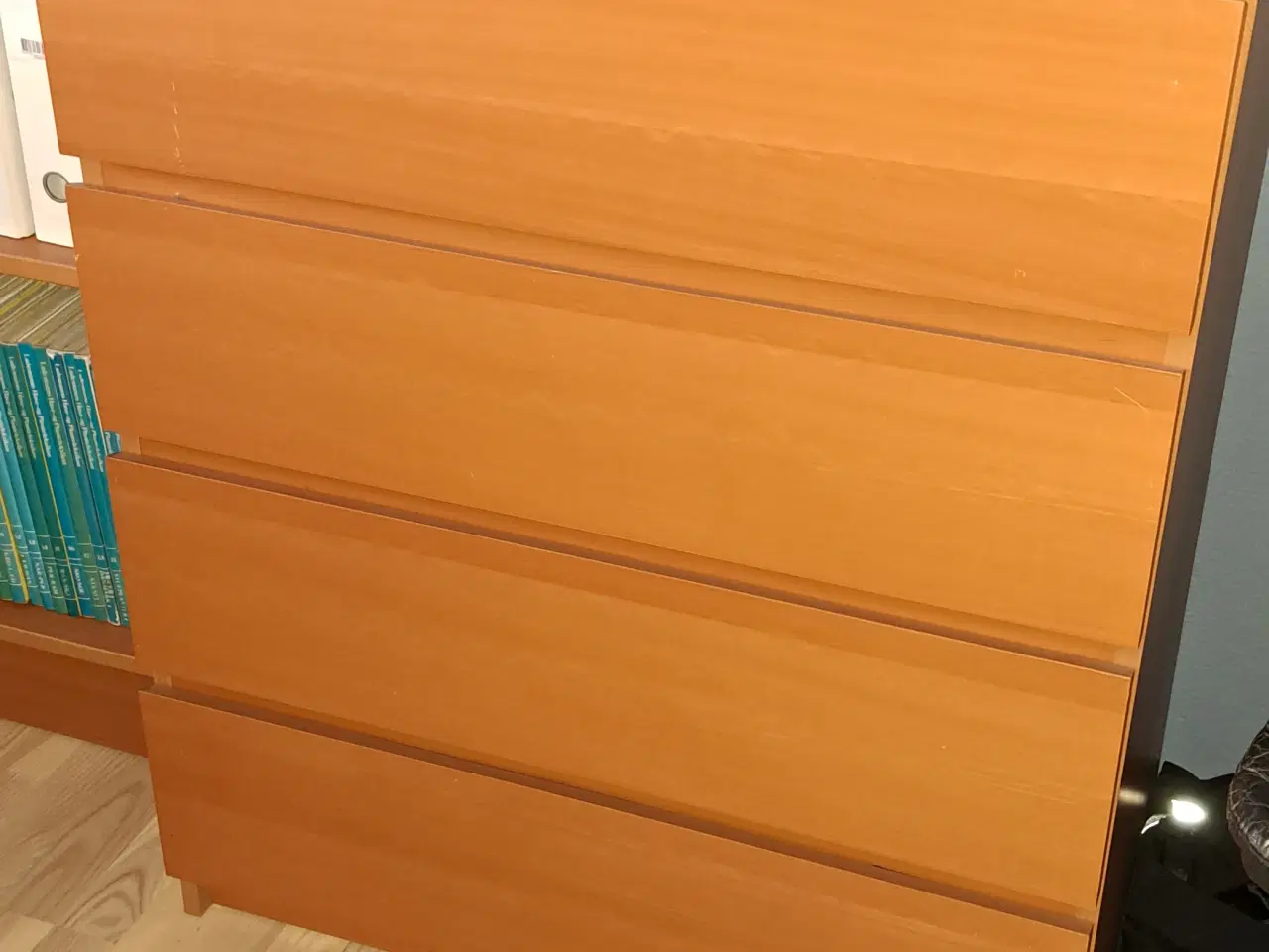 Billede 1 - Kommode   bud ønskes 