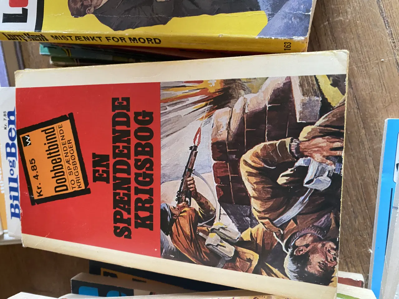 Billede 1 - Blandede bøger/romaner - nok mest til mænd;)