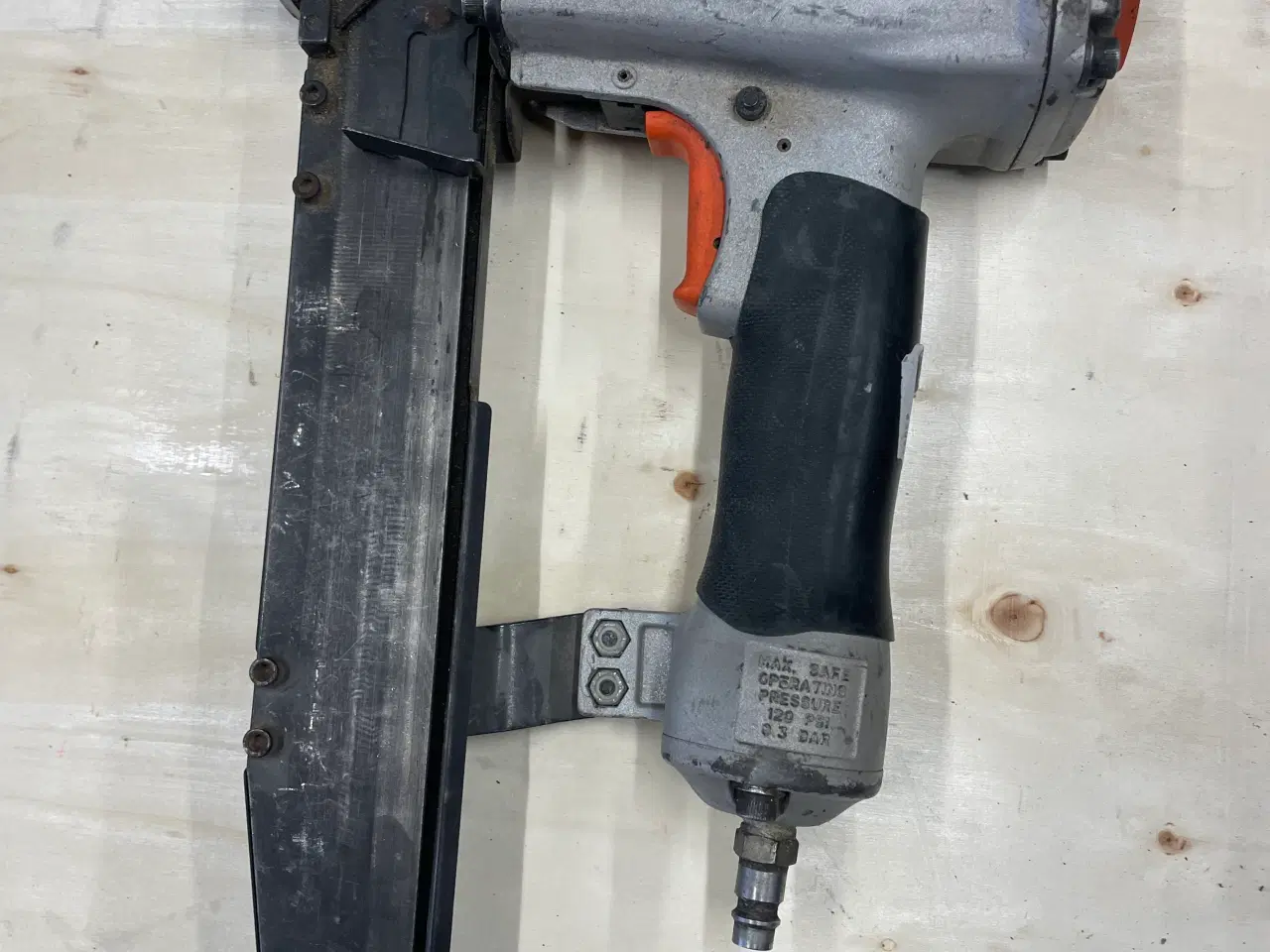 Billede 2 - Paslode klammepistol sælges 