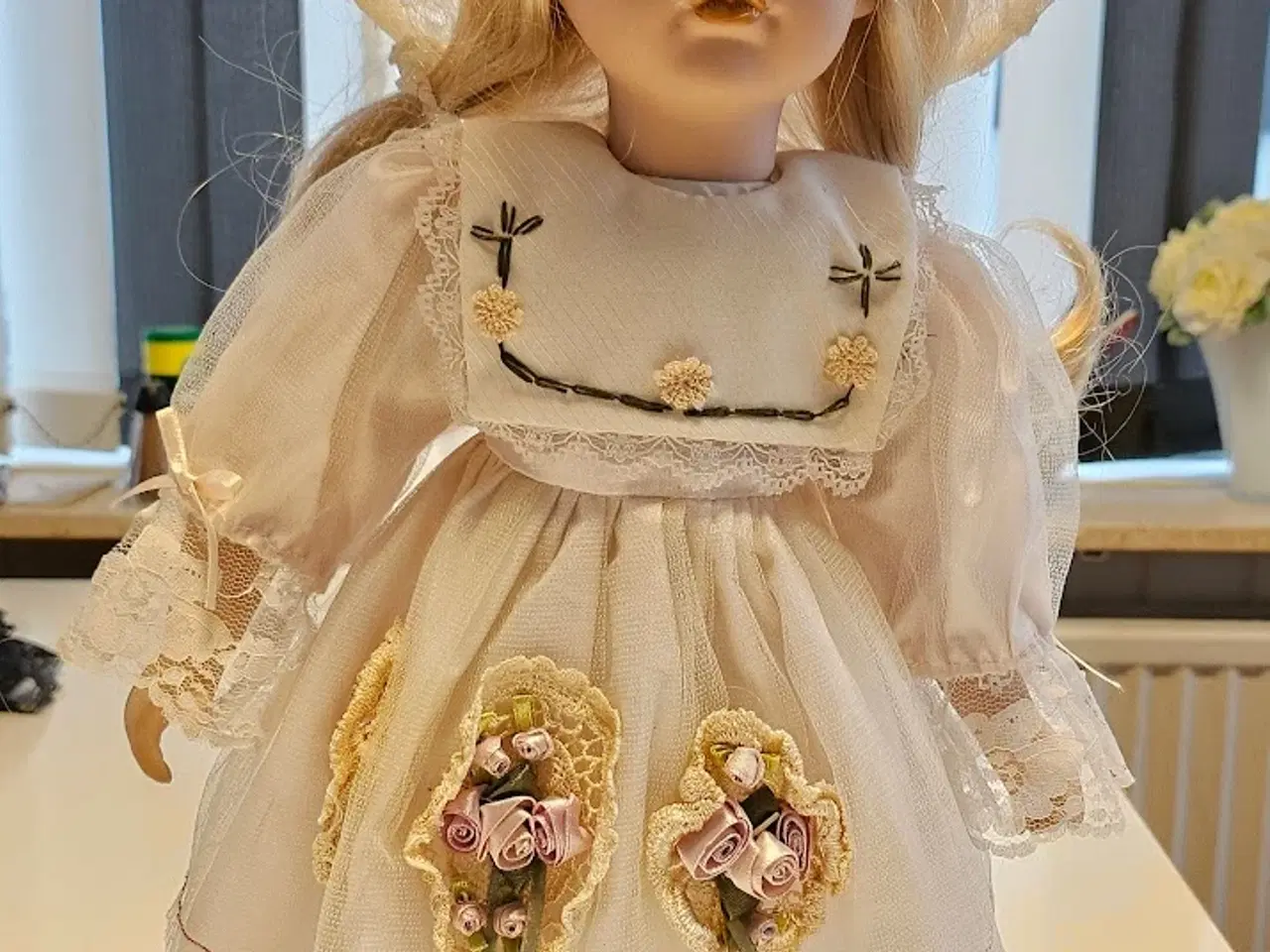 Billede 1 - Vintage porcelænsdukke fra 1980/90'erne.