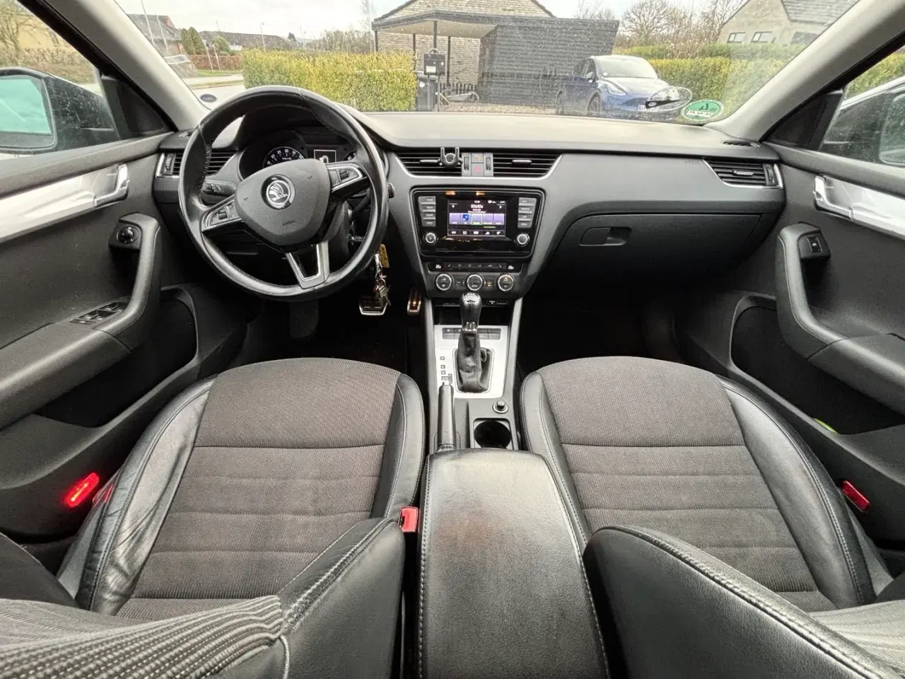 Billede 6 - Skoda Octavia III sort Automatic 2.0l TDI