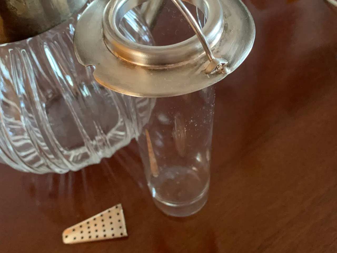 Billede 3 - Glaskande med sølvlignende å kanden og hanken