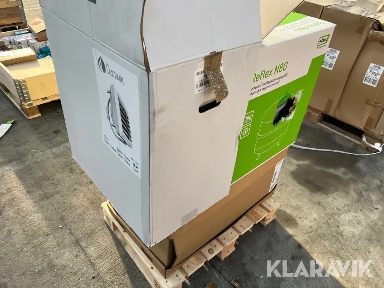 Billede 5 - Lot - varmepumpe indeenhed, trykekspansionsbeholder, varmeventilator og