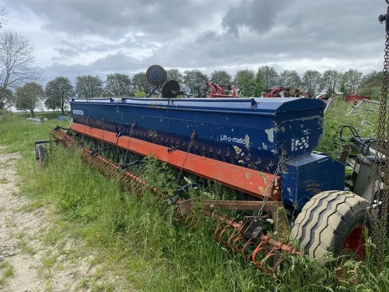 Billede 1 - Nordsten 6M SÅMASKINE Reservedele fra denne maskine sælges.