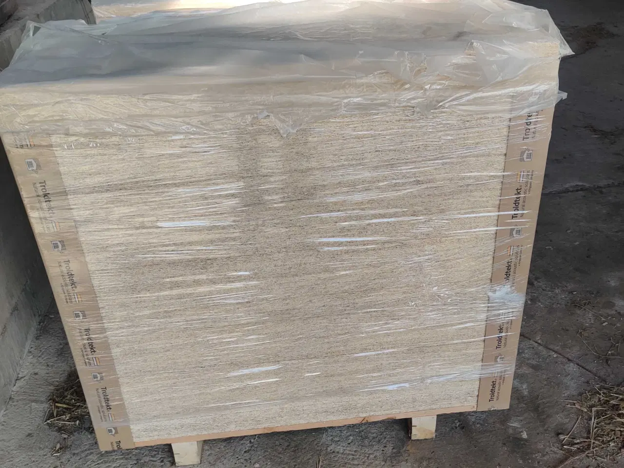Billede 4 - Troldtekt plader 60x120x30, lys natur