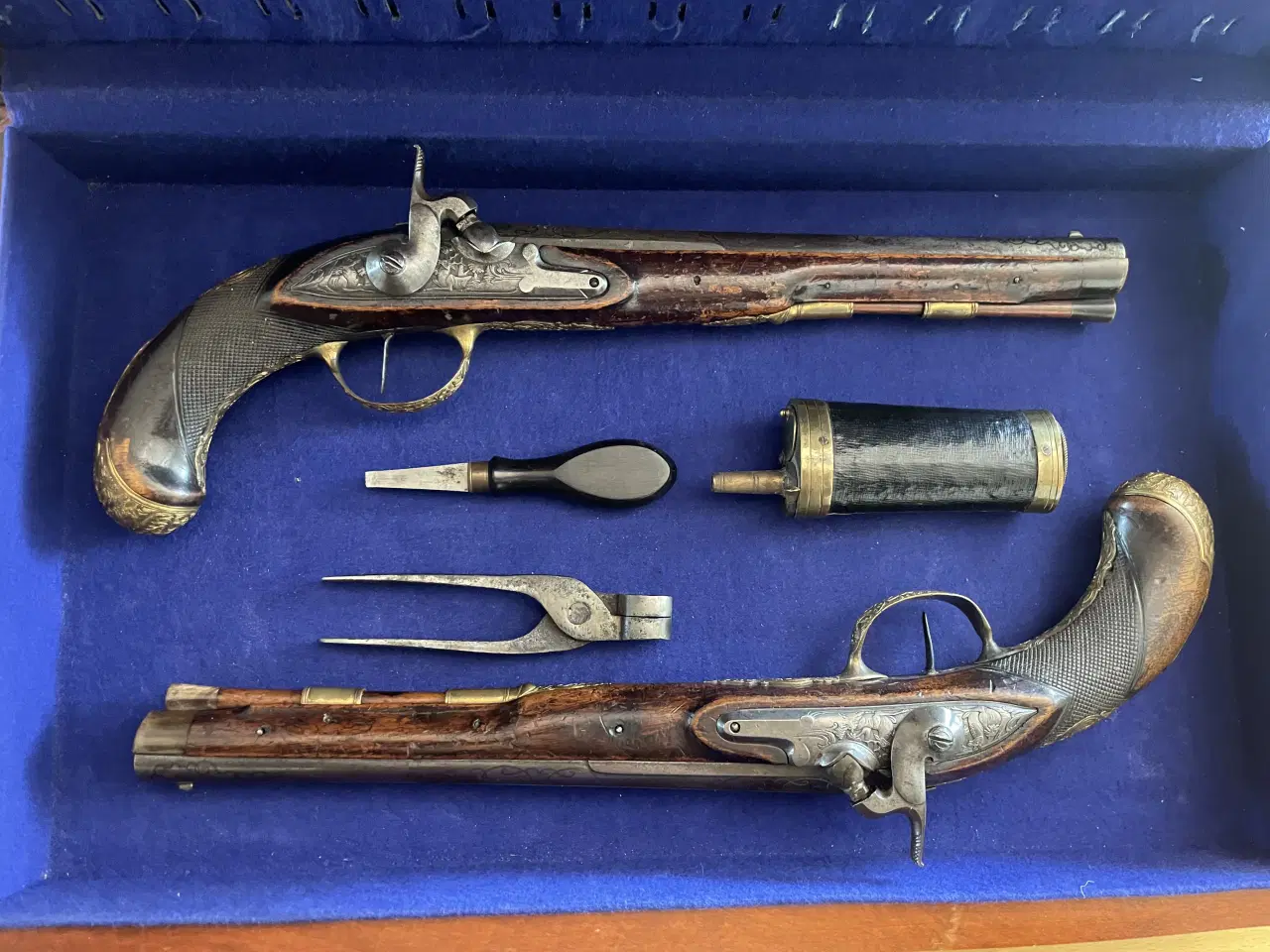 Billede 1 - Flot og sjælden sæt ex. Flint percusions pistoler