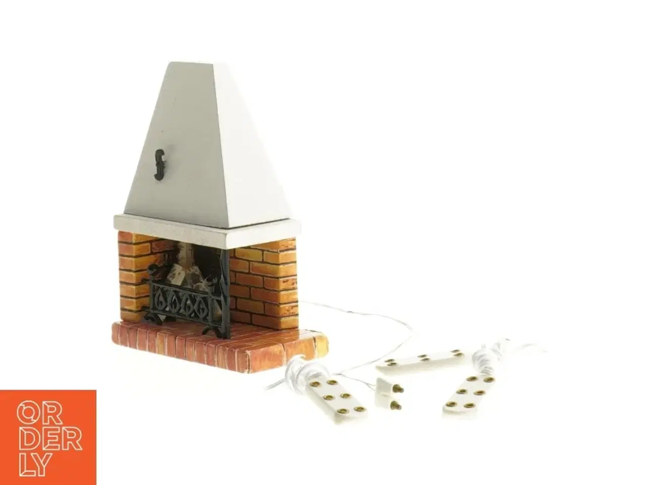 Billede 5 - Miniaturpejs med lyskæde (str. 10,5 x 8 x 4 cm)