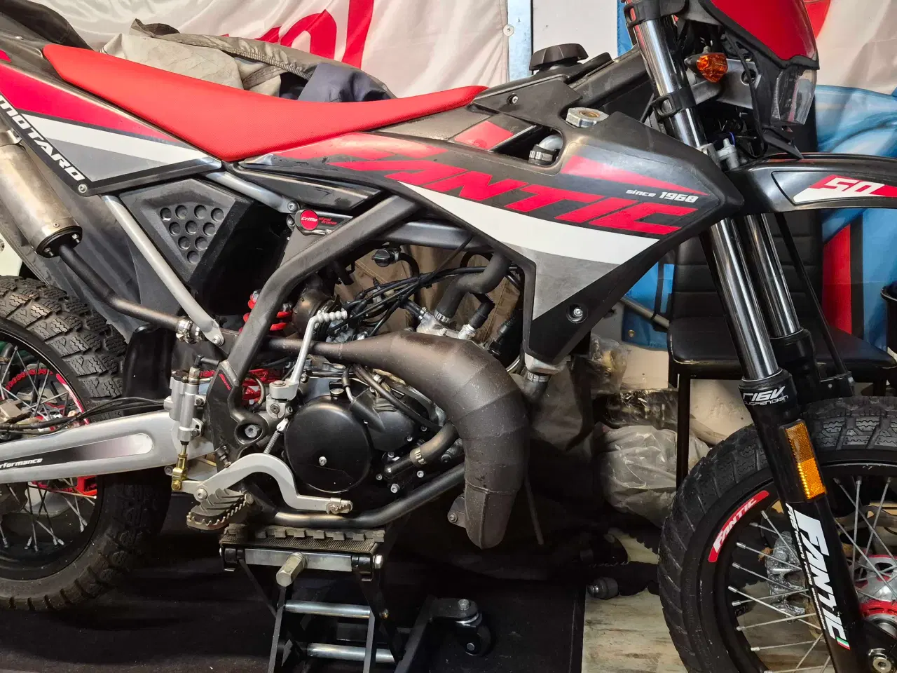 Billede 1 - Hvad skal min FANTIC MOTARD 45knallert KOSTE ??