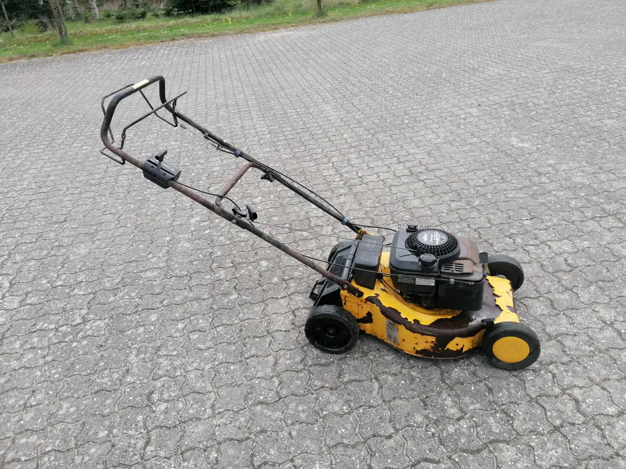 Billede 1 - 46 cm Ginge med Træk B&S Motor 
