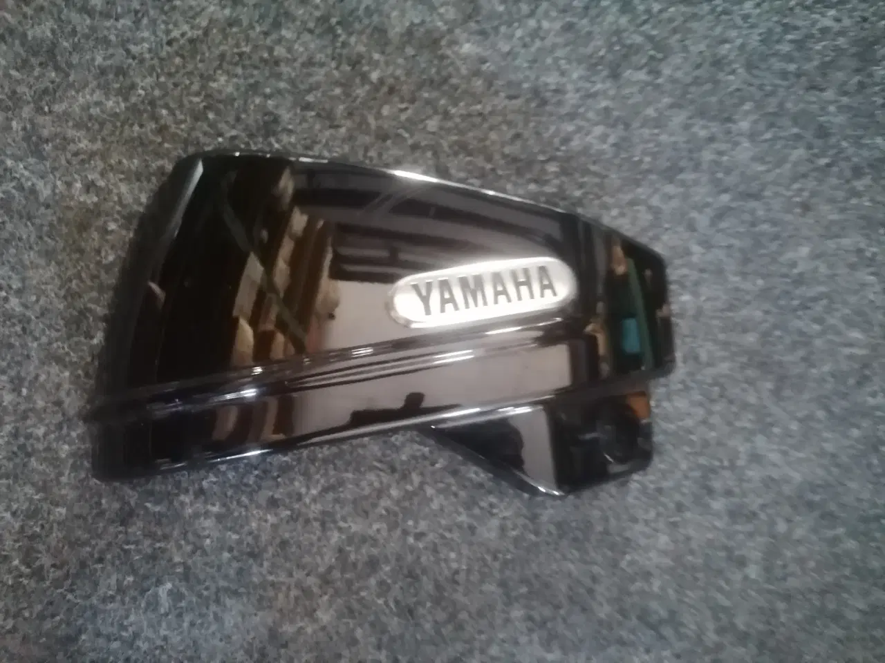 Billede 1 -    Cover ( skjold) Yamaha XVS 650 ( V star)  Se %
