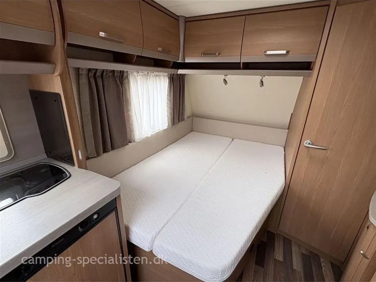 Billede 7 - 2016 - Knaus Sport 450 FU   Knaus Sport 450 FU 2016 - Se den nu hos Camping-Specialisten.dk