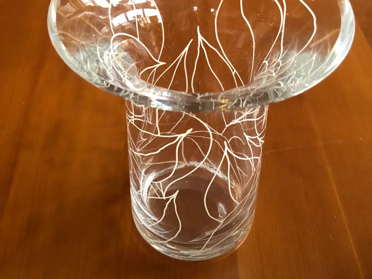 Billede 1 - Rosendahl Filigran Vase, Lin Utzon, med bladmønste