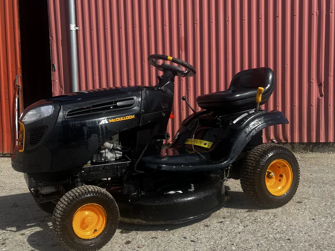 Billede 2 -     MacCulloch havetraktor i god stand 