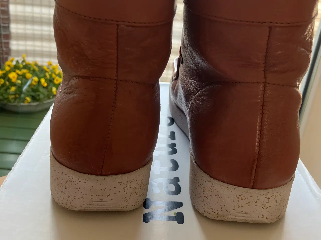 Billede 3 - Lækker og solid Nature Footware skindstøvlet
