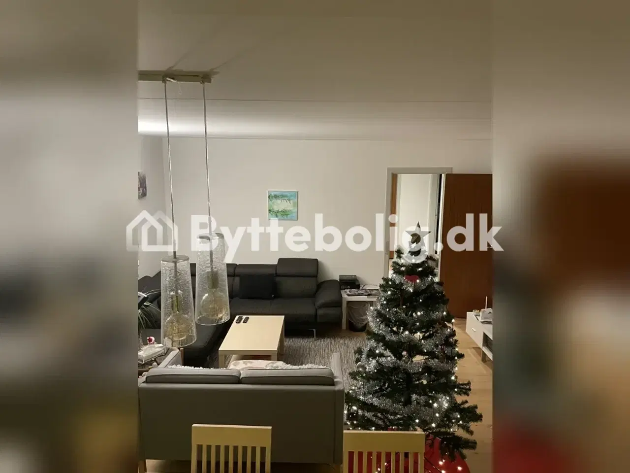 Billede 2 - Fireværelses lejebolig med renoveret køkken og bad